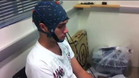 BMI controlling a mobile robot simulation