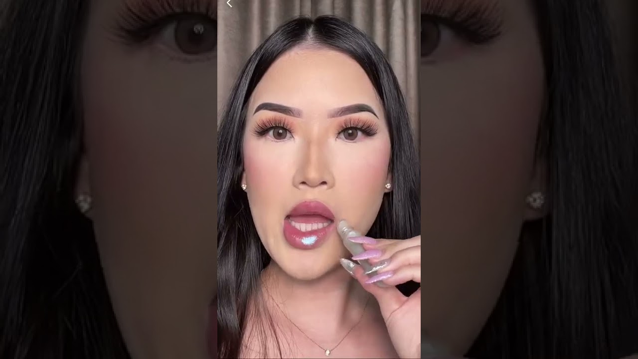 REM BEAUTY LIP GLOSS