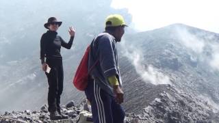 Trekking Sangeang Api