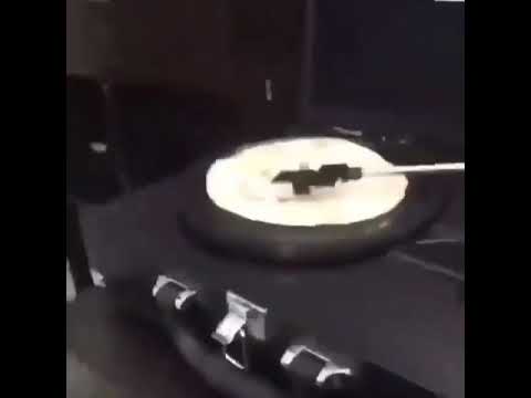 El Sonidito played on a tortilla