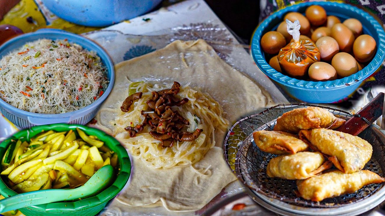 PEDAGANG INI JUAL MARTABAK USUS 3.000 TERNYATA BUATNYA PAKE PIRING ! MARTABAK USUS KEBON MBAK NANIK