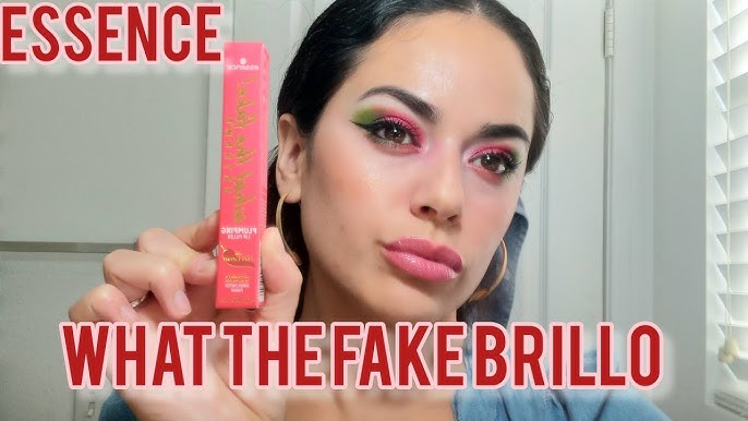 Essence What The Fake Extreme Plumping Lip Gloss - YouTube