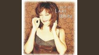 Video thumbnail of "Lari White - Lead Me Not"