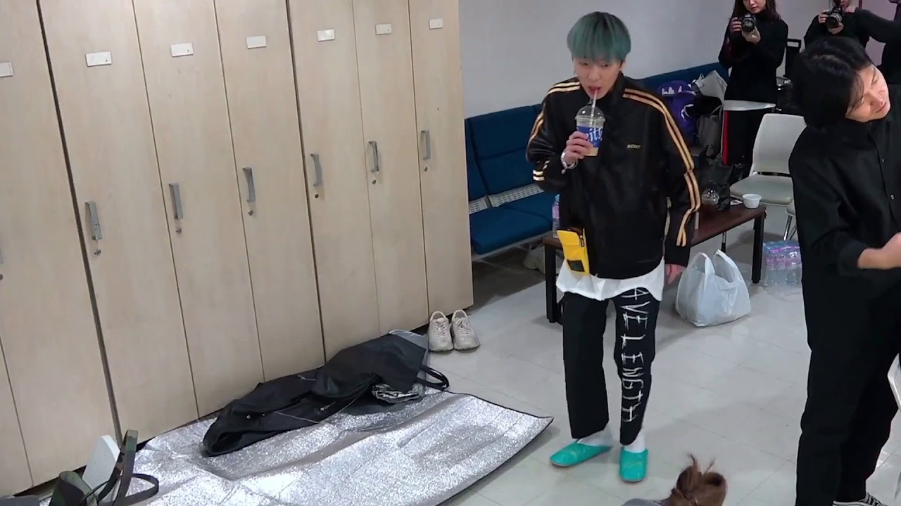 WINNER 'EVERYDAY' BEHIND THE SCENES @sbs인기가요 강승윤 (feat. 날아간 마이크）