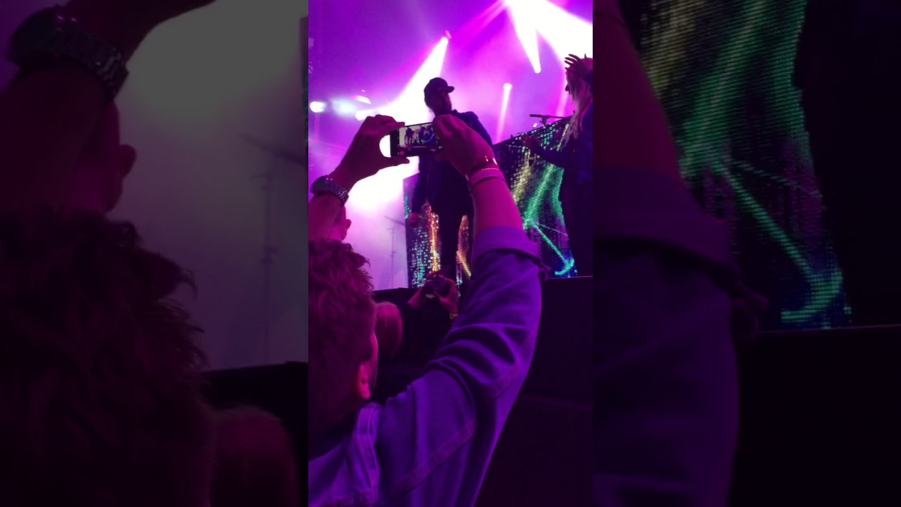 Svein Berge Royksopp singing live ! Bergenfest Only this moment !