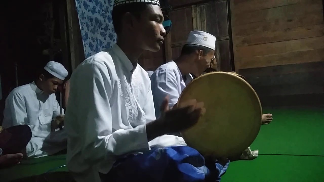 Syair ahmad ya habibi 🤗 yang dibawakan oleh ustadz wardani 😍 bersma