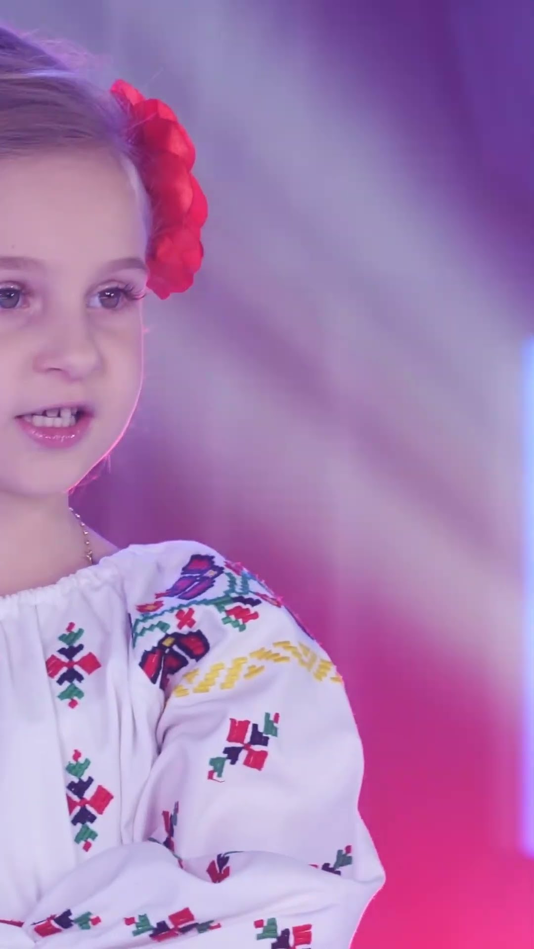 Jasmina Lazo - Deschideți ușa, vin cu colinduța
