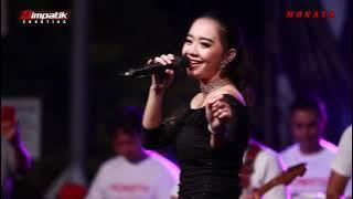 Rena Movies -  Peluklah Aku  Cipt: Anton Gholock -  MONATA Live Sidoarjo