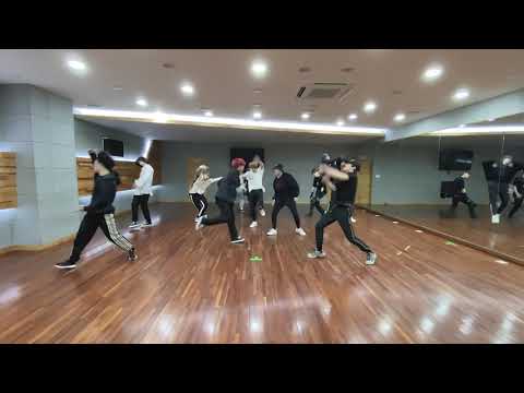 THE BOYZ 더보이즈 ‘주문 MIROTIC’ DANCE PRACTICE VIDEO Mirrored