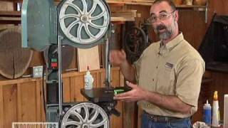 Woodworiking Tips: Band Saw - Shop-Made Brush to your Lower Band Saw Wheel https://www.youtube.com/user/wwgoaeditor Woodworiking Tips: Band Saw - George Vondriska shows us how to make a cleaning