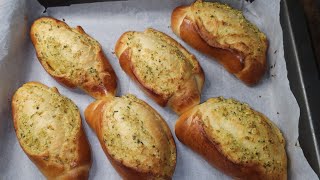 Fluffiest Garlic Butter Bread: 2 ways