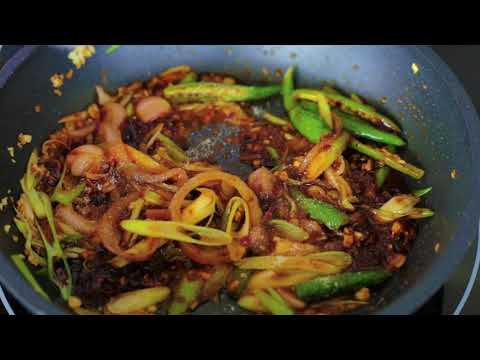 Videó: Thai Hús Recept
