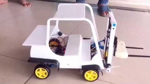 Bluetooth Control Forklift Chassis Using Arduino | Fully Working Modal With Customize App