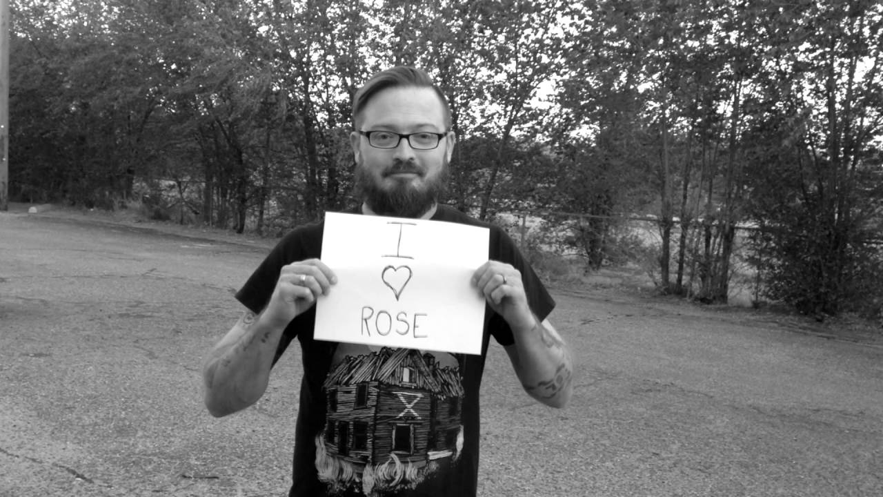 Beard - Doce (Official) auf YouTube ansehen Beard - Doce (Official) auf YouTube ansehen