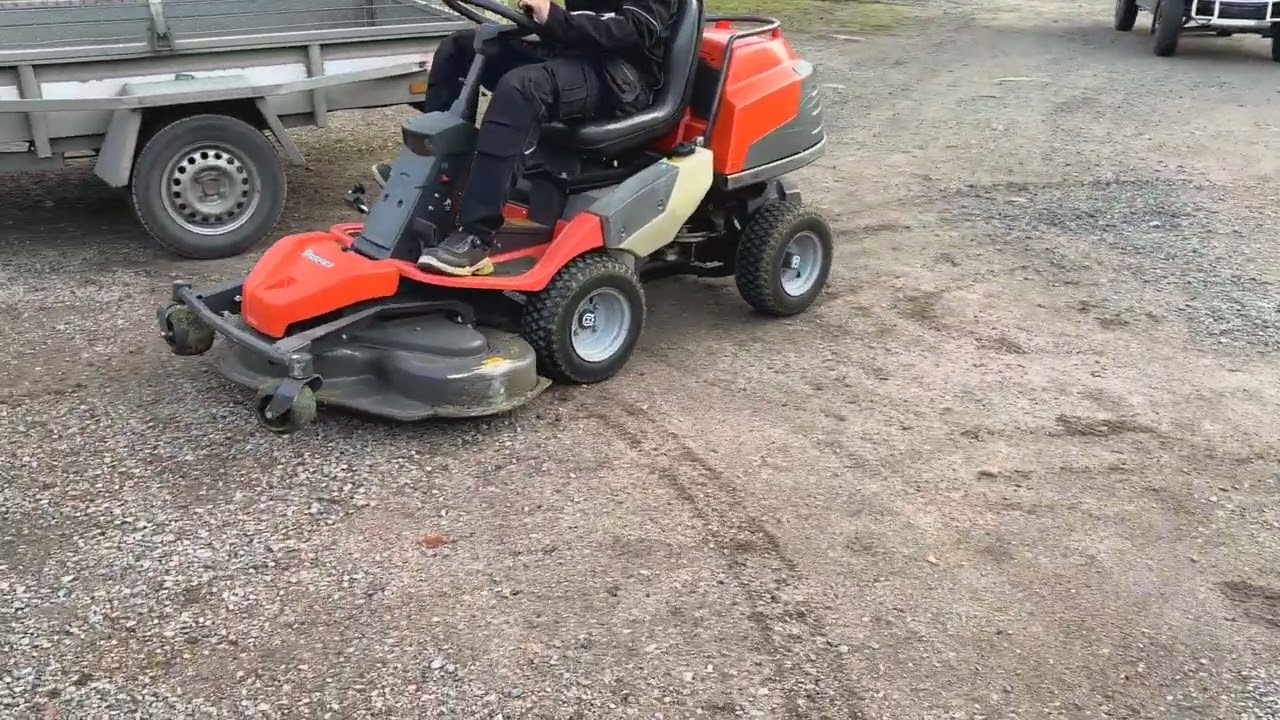 Åkgräsklippare Husqvarna PR17 AWD