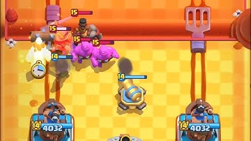 Clash Royale 2.6 hog vs Elixir golem