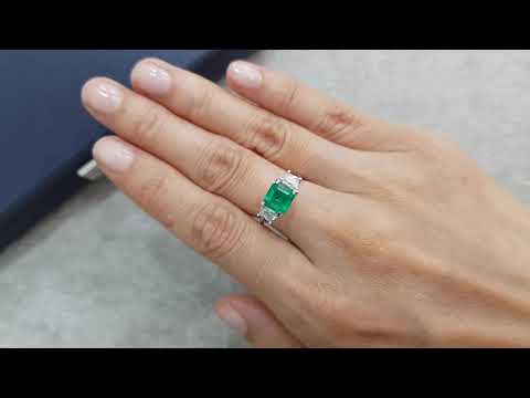 Colombian emerald 1.33 ct octagon cut, Muzo Green Video  № 2