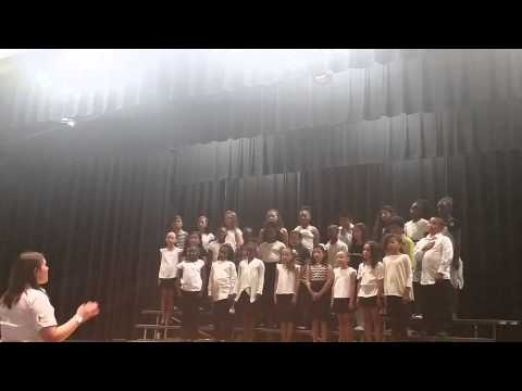 Selma Elementary school chorus 05/11