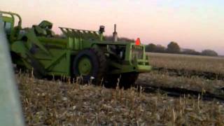 a couple terex ts-14's moving dirt