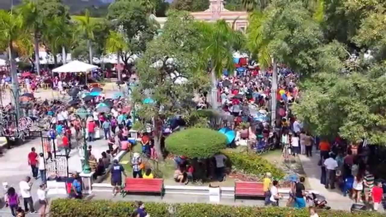 Noche y Dia de reyes Magos en Juana Diaz, Puerto Rico - YouTube