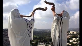 Shofar Blowing - Sound with Pictures