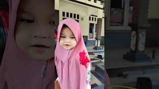 Anak Kecil Lucu Pakai Hijab .