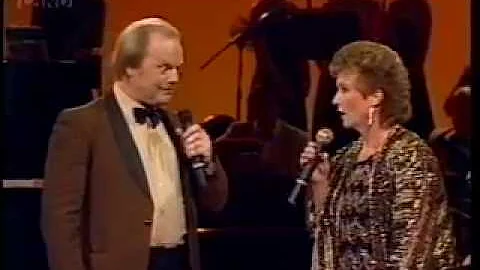 Patsy Riggir and Neil McGough - live TV 1985 (rare...