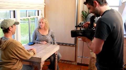 Sundays Behind the Scenes Clip 6 - Setting lighting/camera for scene