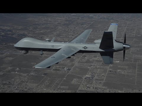 Rússia exige que EUA parem com voos ‘hostis’ enquanto tenta recuperar peças de drone | AFP
