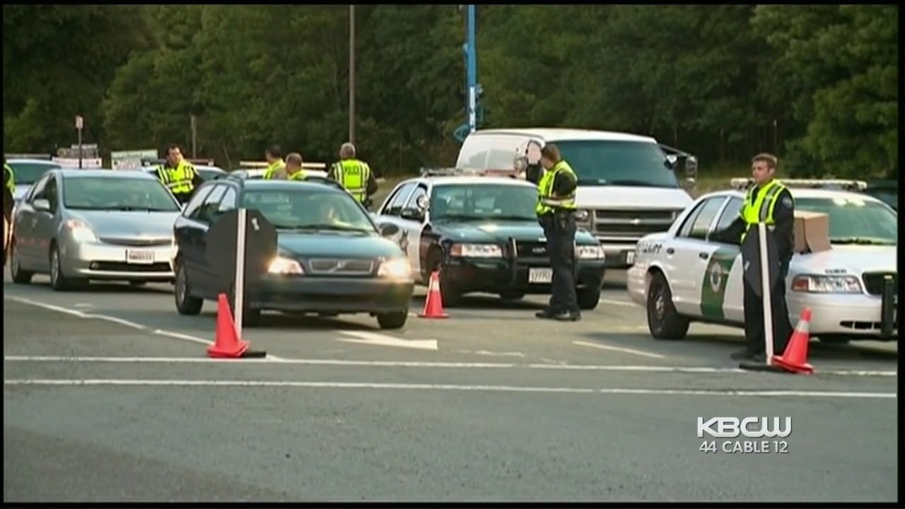 Police Step Up DUI Inspection Patrols as New Year Weekend Begins - YouTube