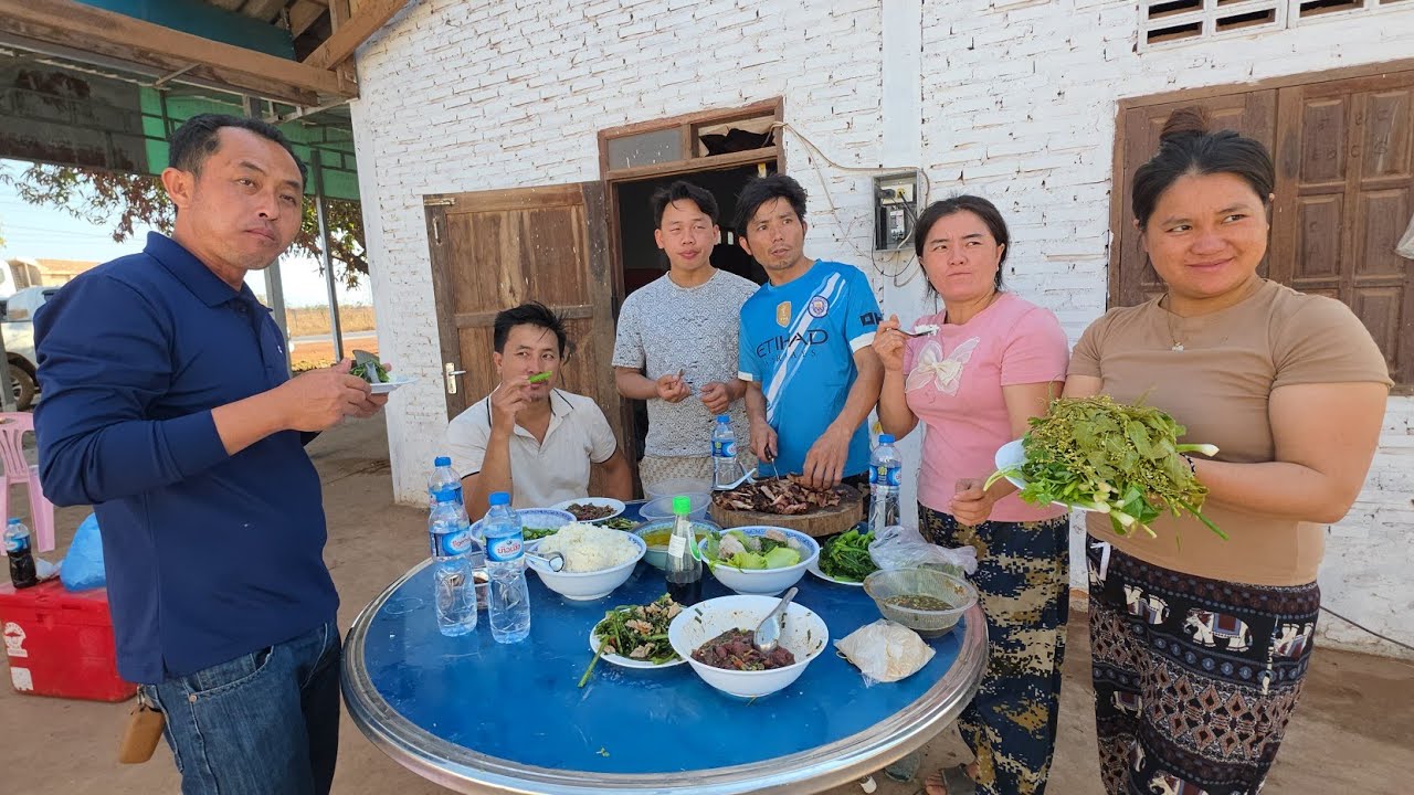 Yuav Zauv Ua Tshais Rau Sawv Daws Noj 2/15/2026