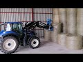 Ramassage bottes de foin 2020  new holland t5100