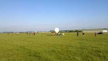 33 km / 108k ft CzechTechSat Stratospheric Balloon Test Flight - Launch Video
