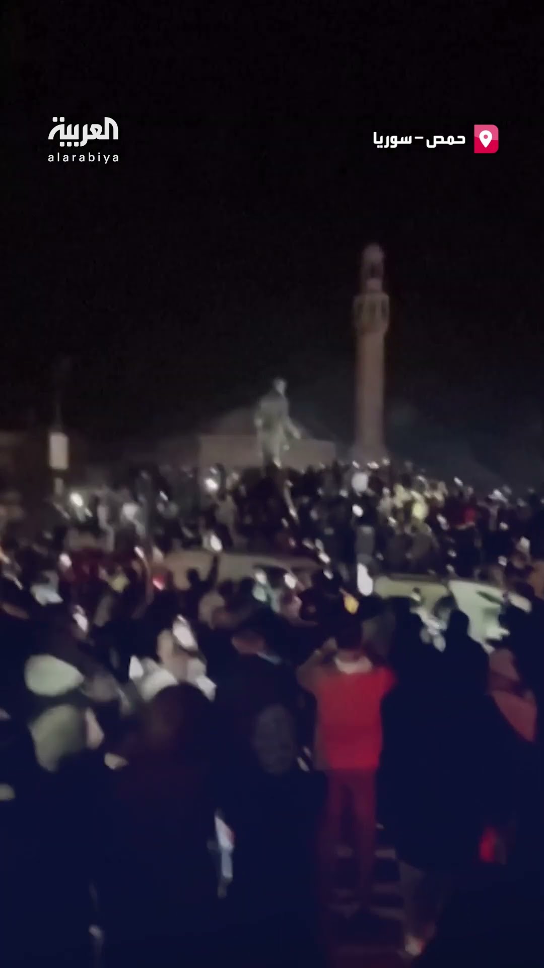 إسقاط تمثال حافظ الأسد في حمص