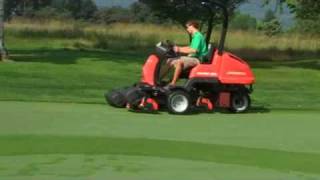 Jacobsen Eclipse 322 Electric at Rolling Rock Club