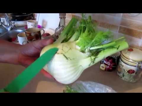 Видео рецепт Салат из фенхеля с петрушкой