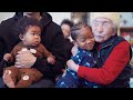 MEETING OUR KOREAN GREAT GRANDMOTHER FOR THE FIRST TIME! 안녕 할머니 VLOGMAS DAY 2