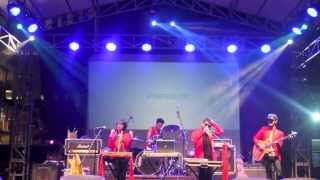 JoyMoron Live at Insight of Indonesia 2013