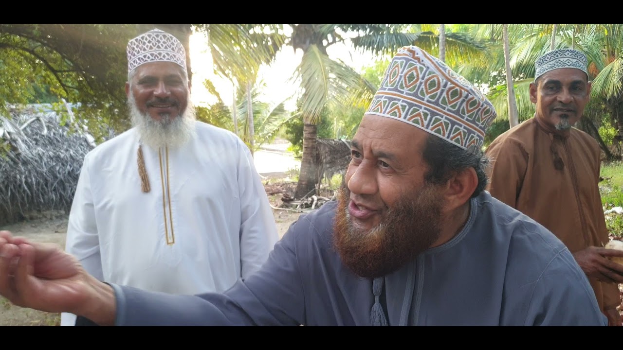 MZEE WENU KHALFAN ALADAWI NA VIPENZI VYAKE PEMBA PUJINI