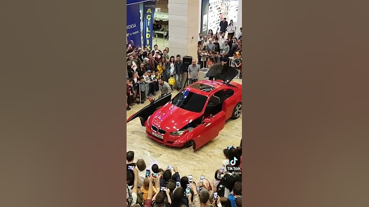 o carro vermelho mais robô 🤖