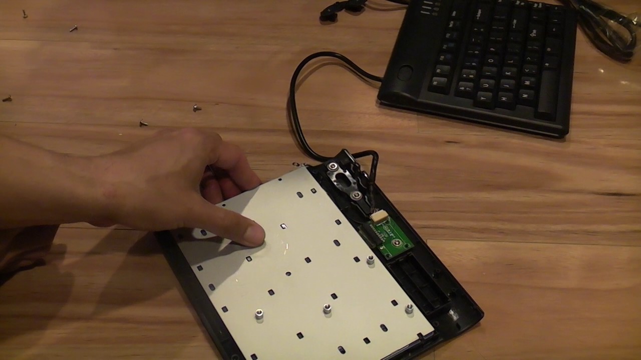 Kinesis Freestyle 2 Keyboard Disassembly and Mylar Replacement