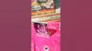 Dou Bhaiya Maiya pai mangat de ri maiya,maakhan roti....