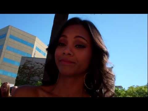 Zoe Saldana at the 2011 Teen Choice Awards