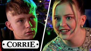 Summer Embarrasses Max After He Confronts Daniel | Coronation Street