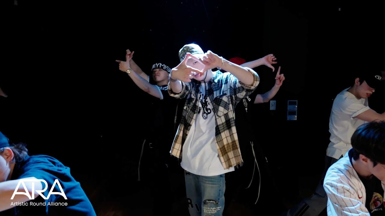 강다니엘(KANGDANIEL) - Movie Star Dance Practice