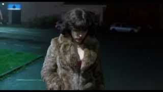 UNDER THE SKIN - Scarlett Johansson - Clip - 'Die Disko' [deutsch]
