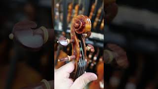 Finechord FC003 vs FC004 varnish compare.  #finechordmusic #finechordviolin #violinshop #singapore