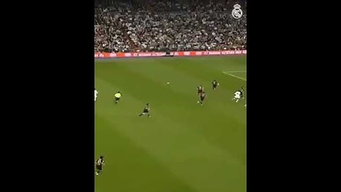 Dit doelpunt van Real Madrid met één aanraking is een van de beste aller tijden