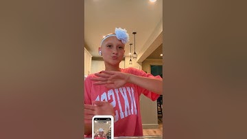 Do you guys remember this old trend?? #swipe #filters #oldtrend