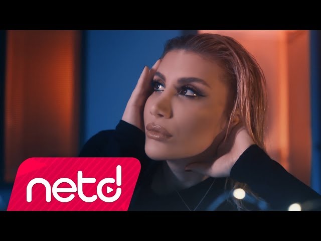 IREM DERICI - Dudak payi